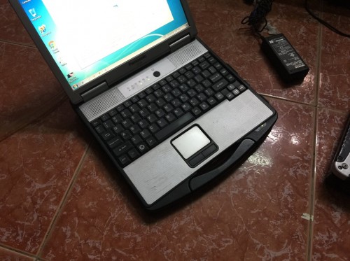 Laptop Windows XP Panasonic Toughbook CF-74